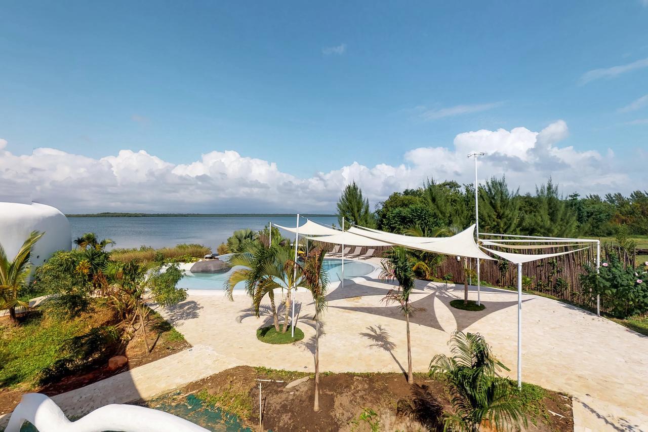 Dolphin @ Swan Villas Майя-Бич Экстерьер фото